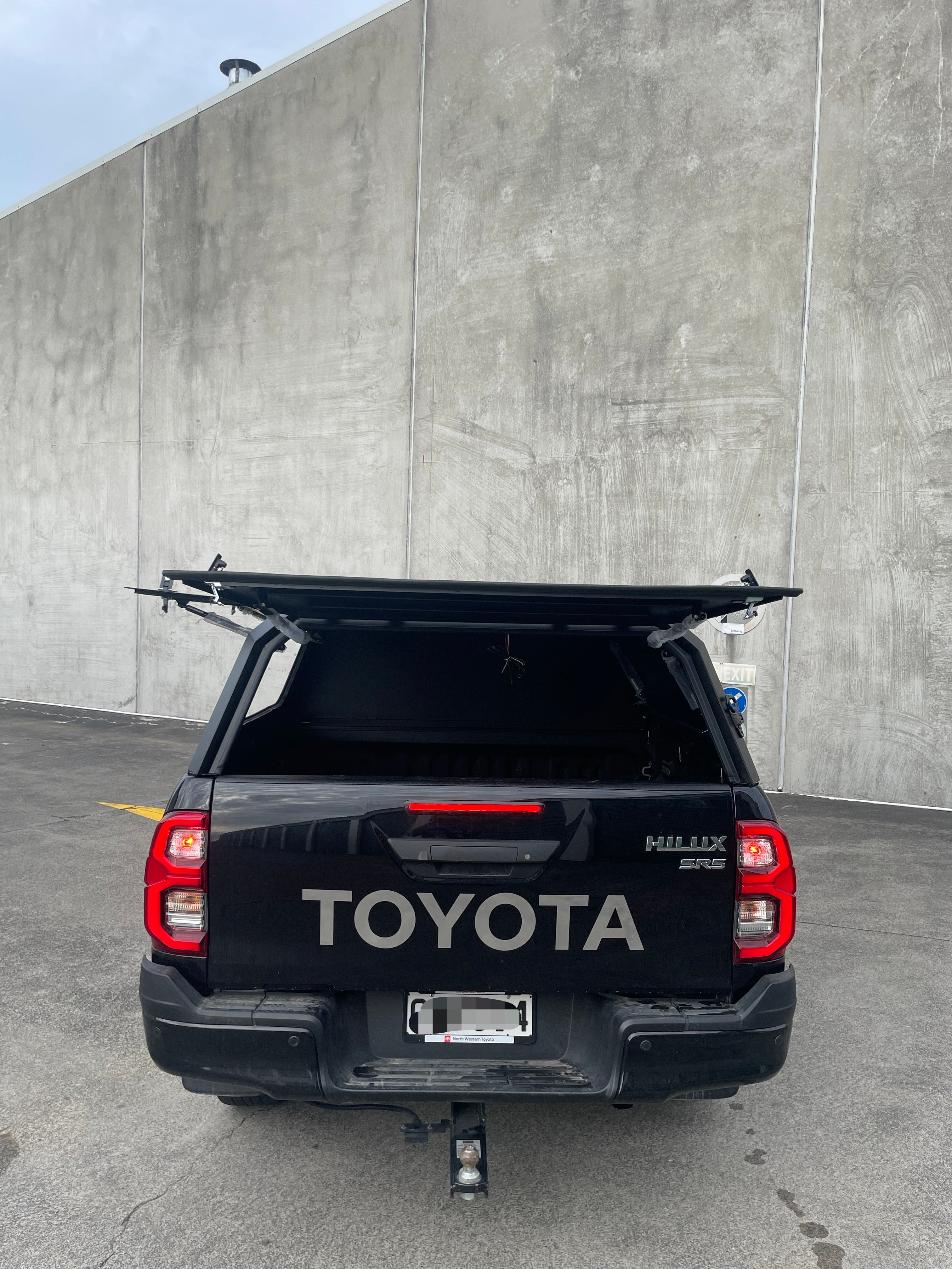 Utefit Edge Series Aluminum Canopy For Toyota Hilux 2015-2025 A deck
