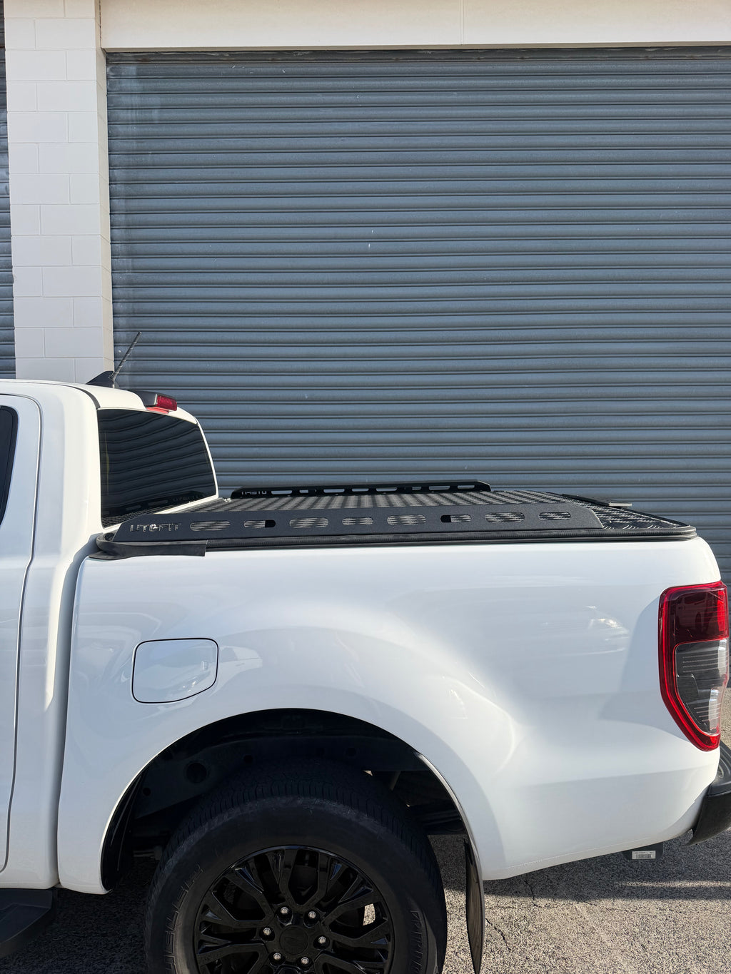 Utefit Terry Series Hardlid For LDV T60