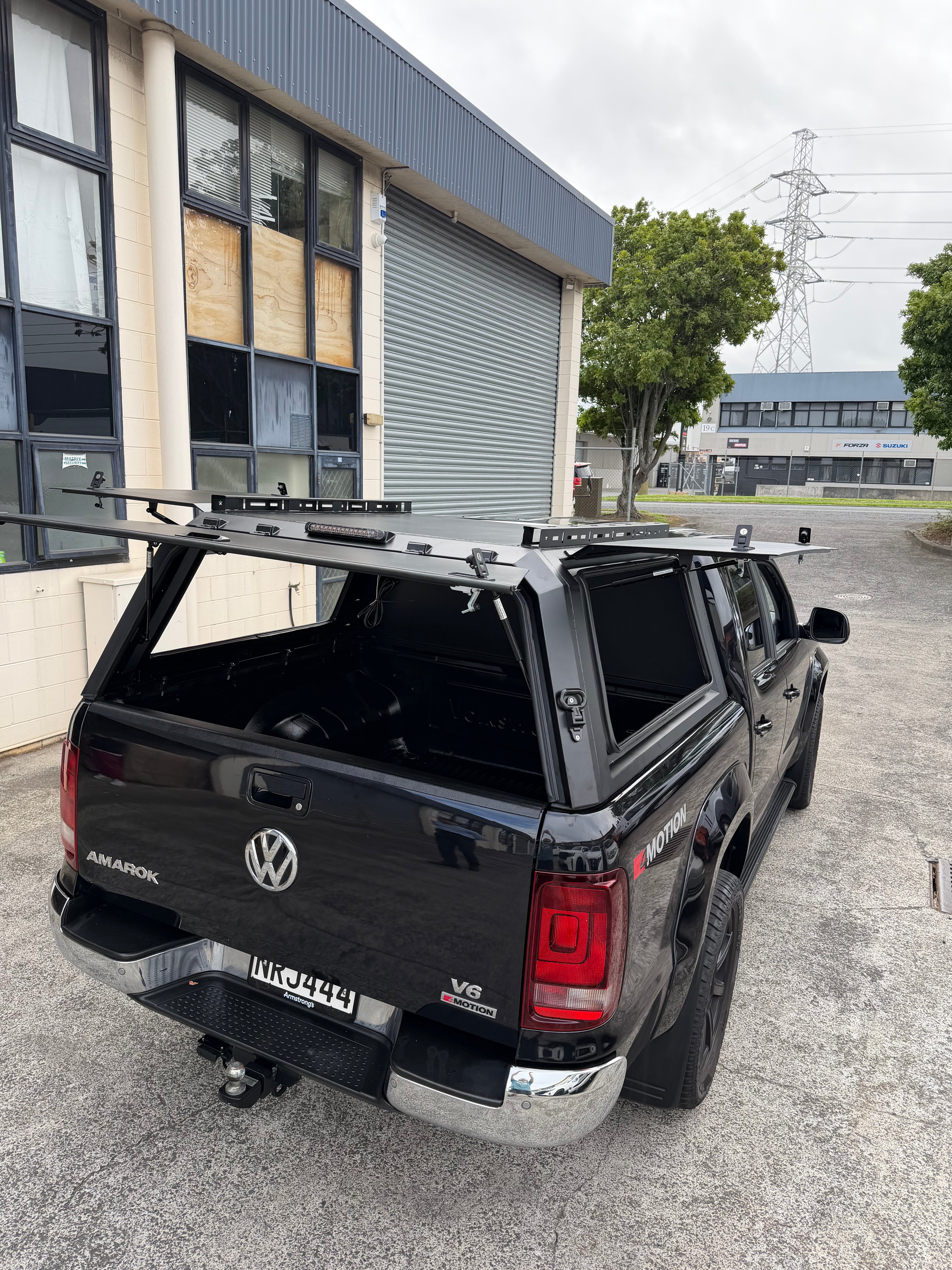 Utefit Edge Series Aluminum Canopy For Amarok 2012+