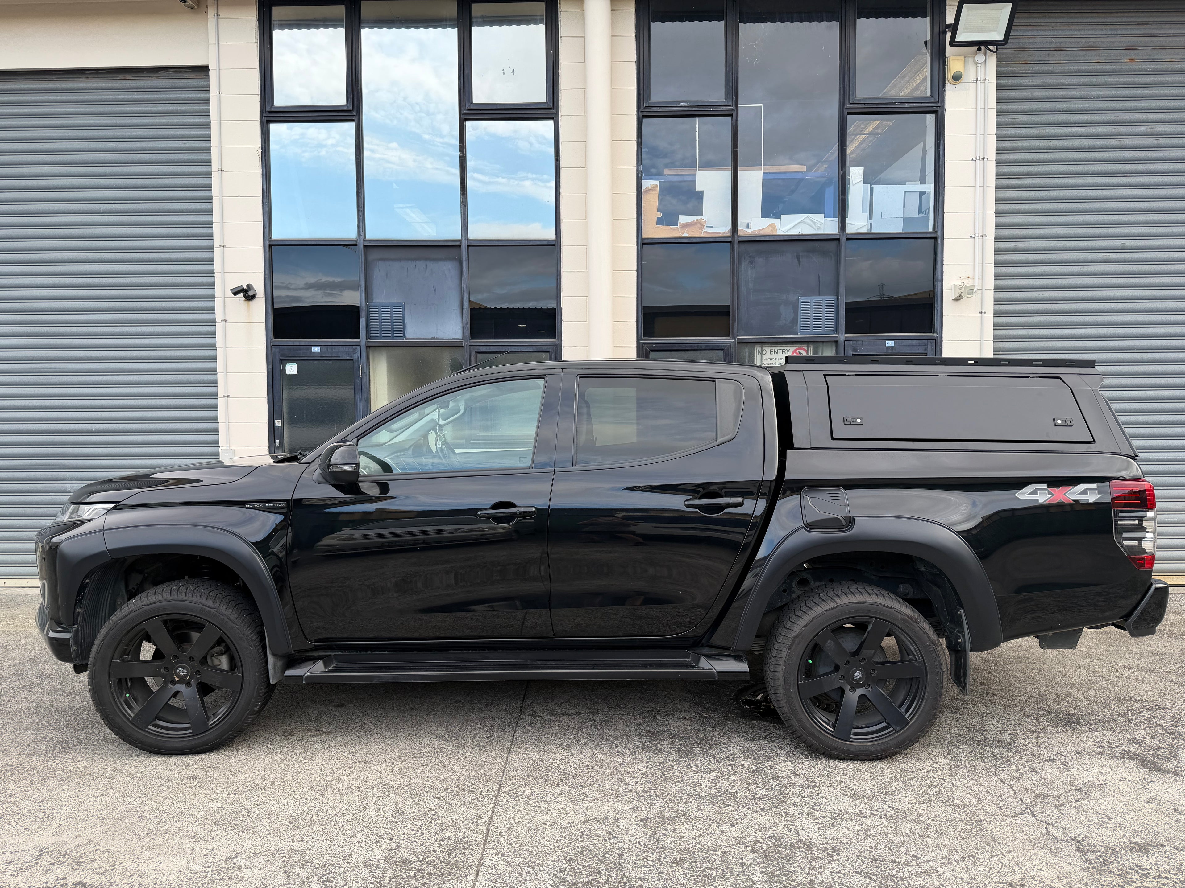 Utefit Forge Series Aluminum Canopy For Mitsubishi Triton (2015-2023)